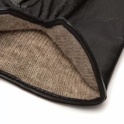 lining of finn Leather grey men's gloves