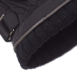 detail glove
